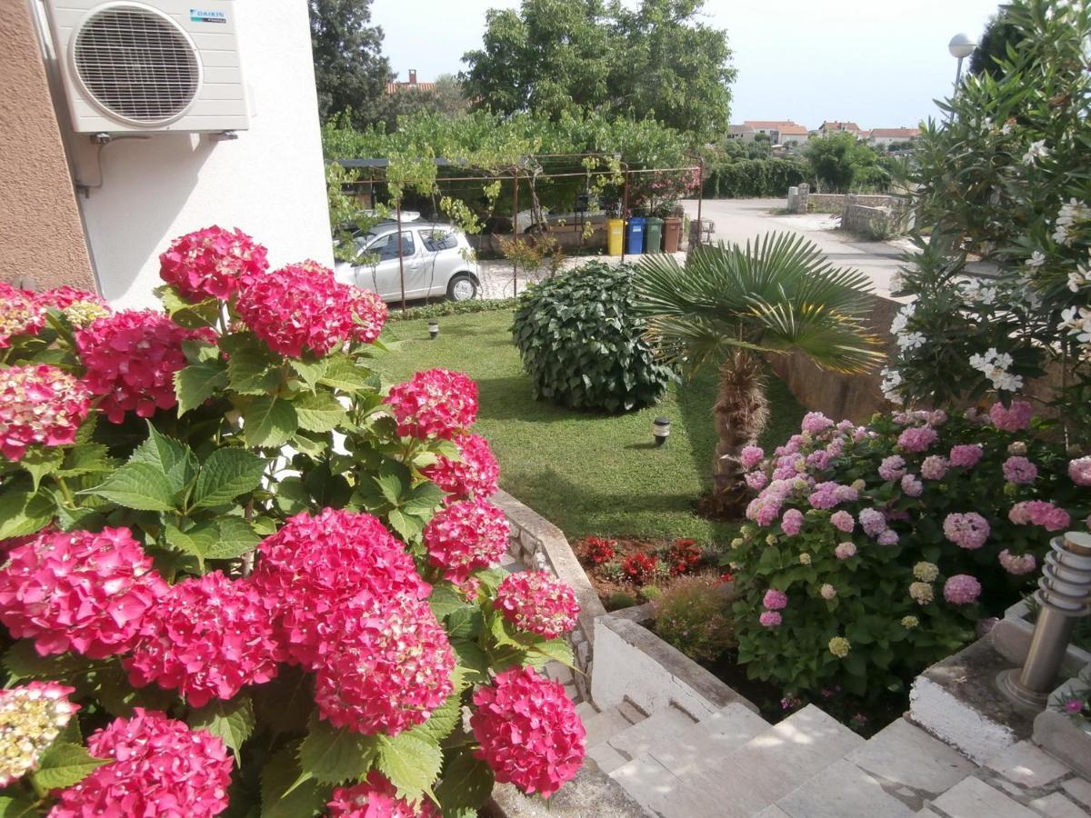 Apartments Mira Krk Крк Экстерьер фото