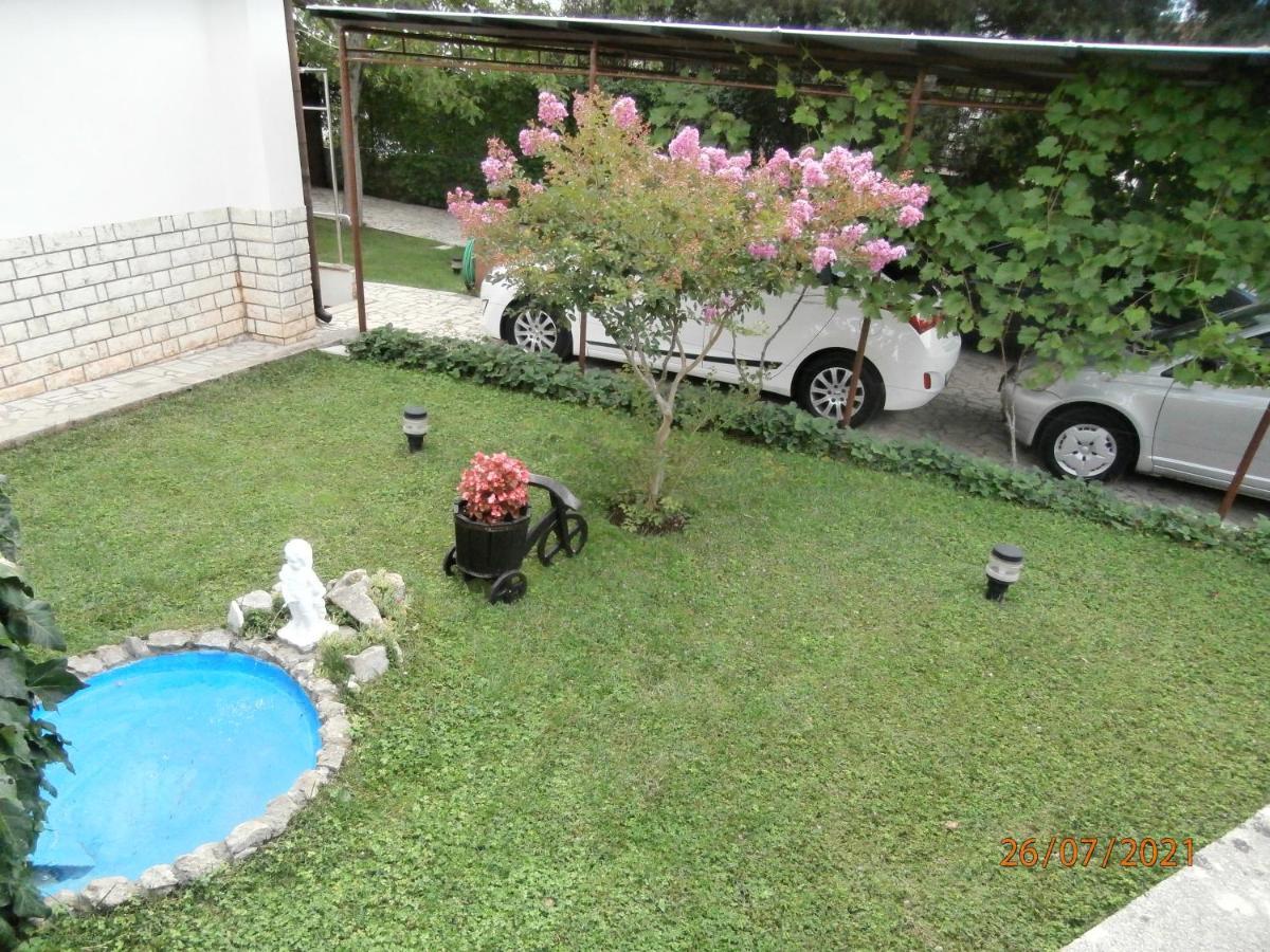 Apartments Mira Krk Крк Экстерьер фото