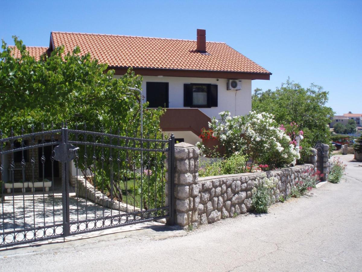 Apartments Mira Krk Крк Экстерьер фото