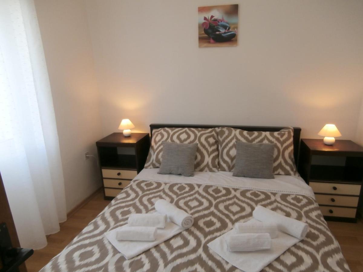 Apartments Mira Krk Крк Экстерьер фото