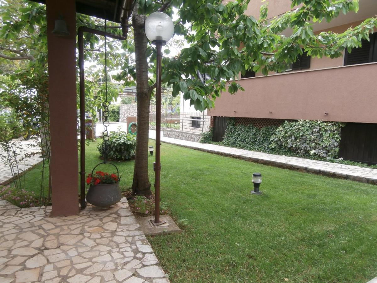 Apartments Mira Krk Крк Экстерьер фото