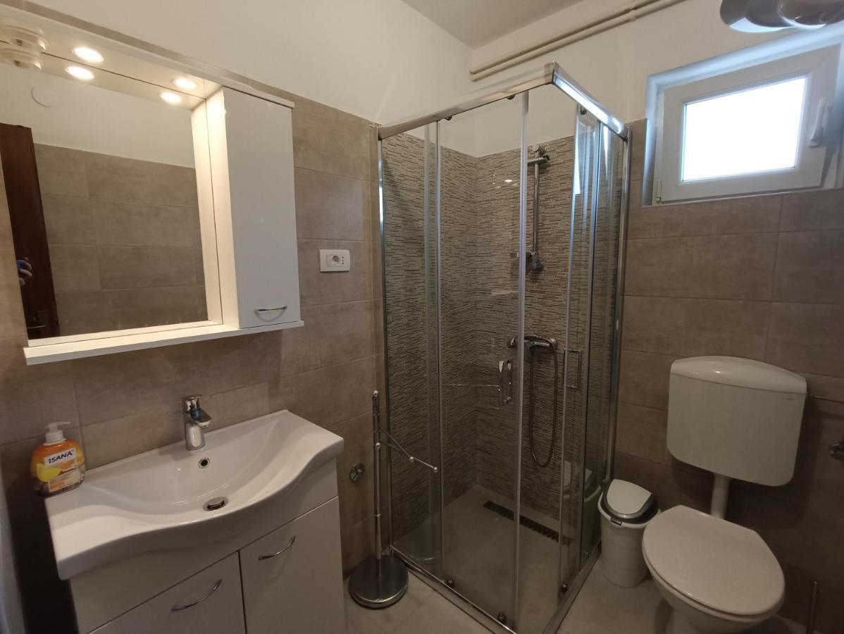 Apartments Mira Krk Крк Экстерьер фото