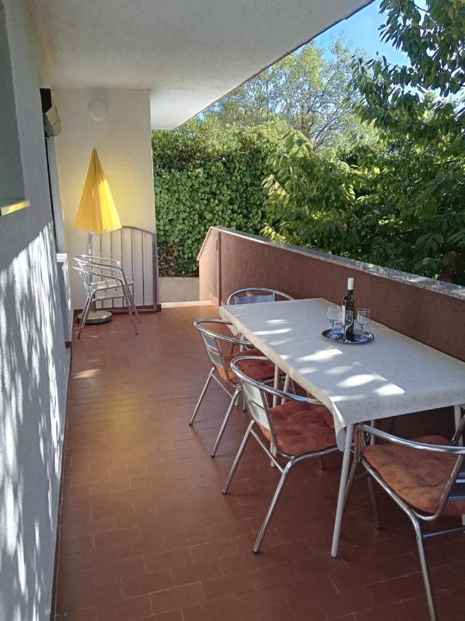 Apartments Mira Krk Крк Экстерьер фото