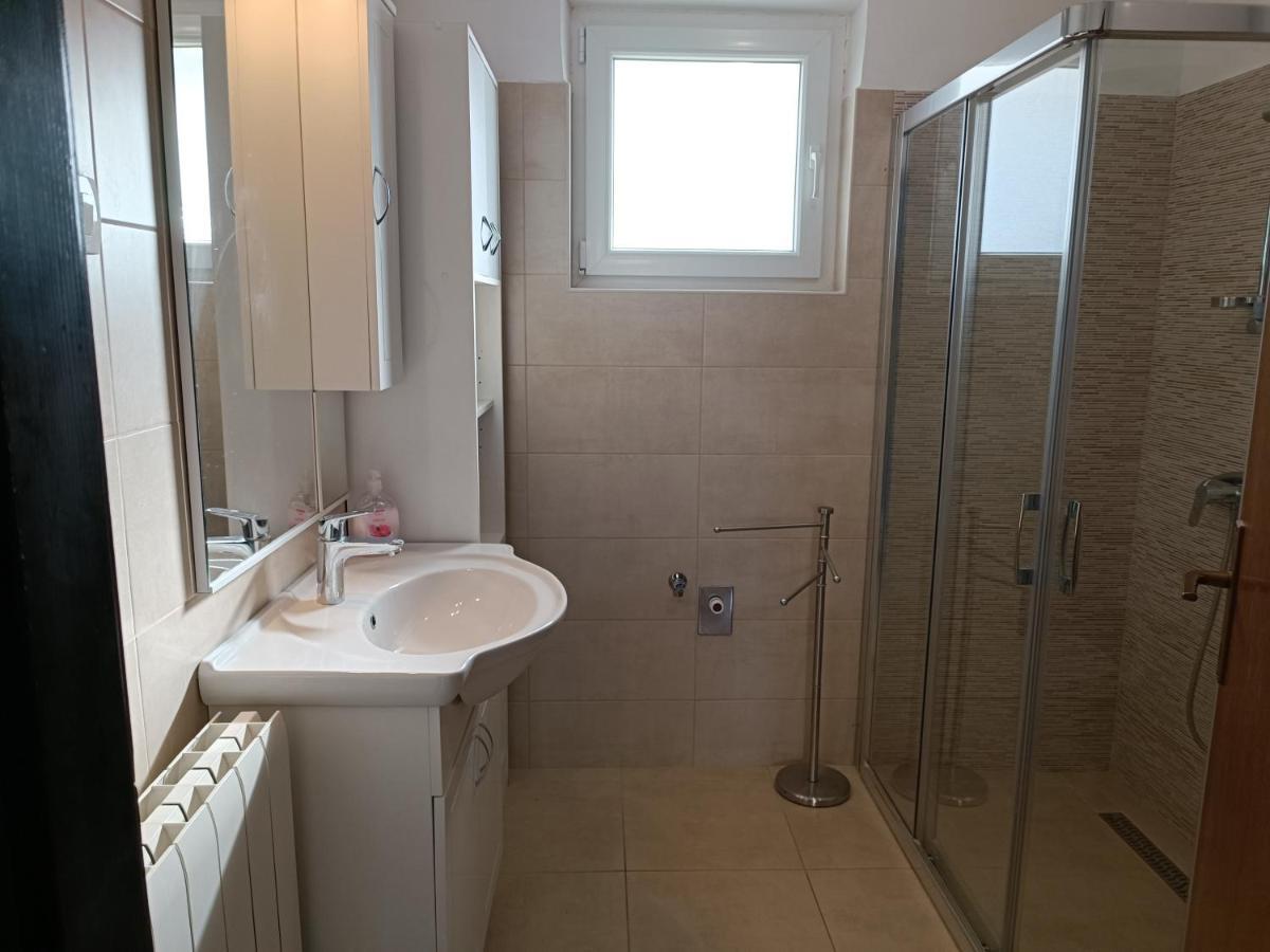 Apartments Mira Krk Крк Экстерьер фото